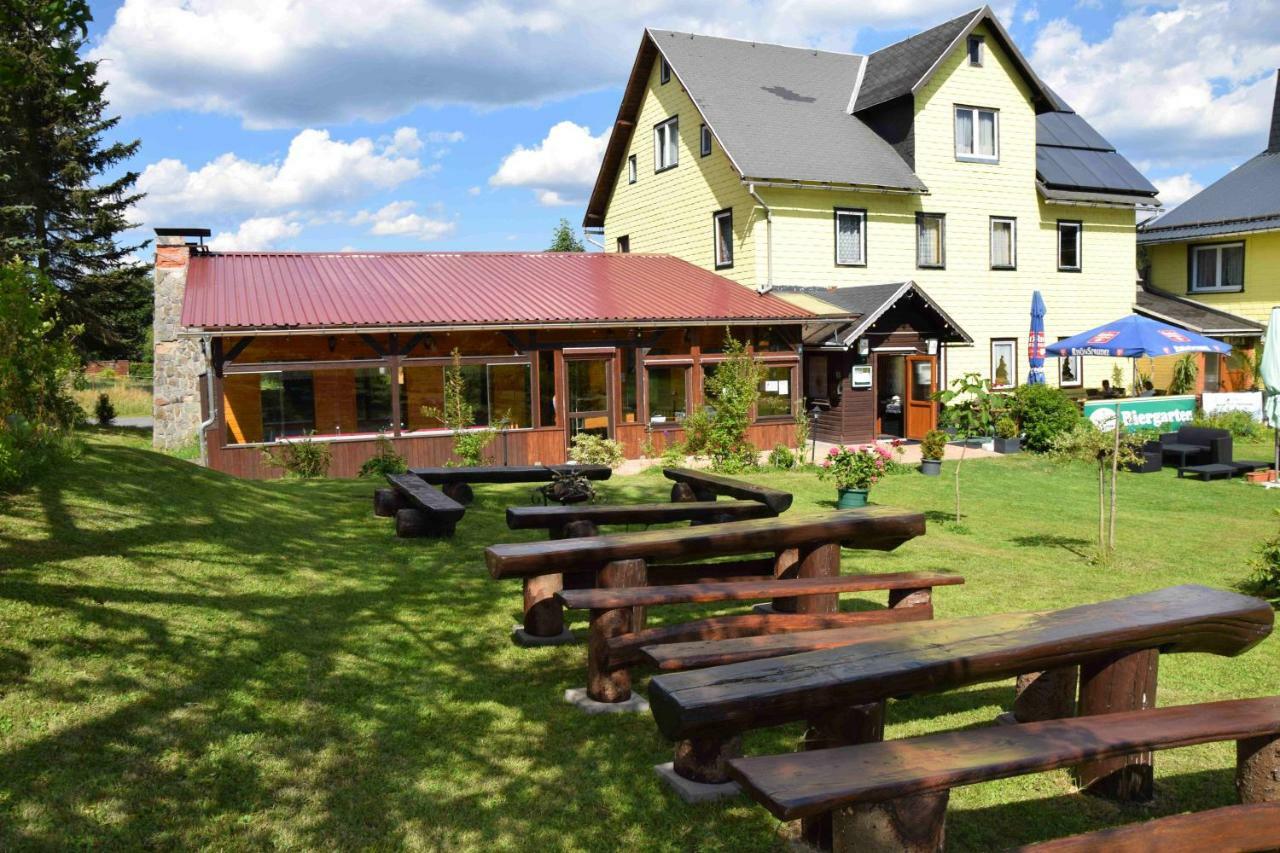 נויהאוס אם רנווג Marschalls Hotel Am Rennsteig מראה חיצוני תמונה
